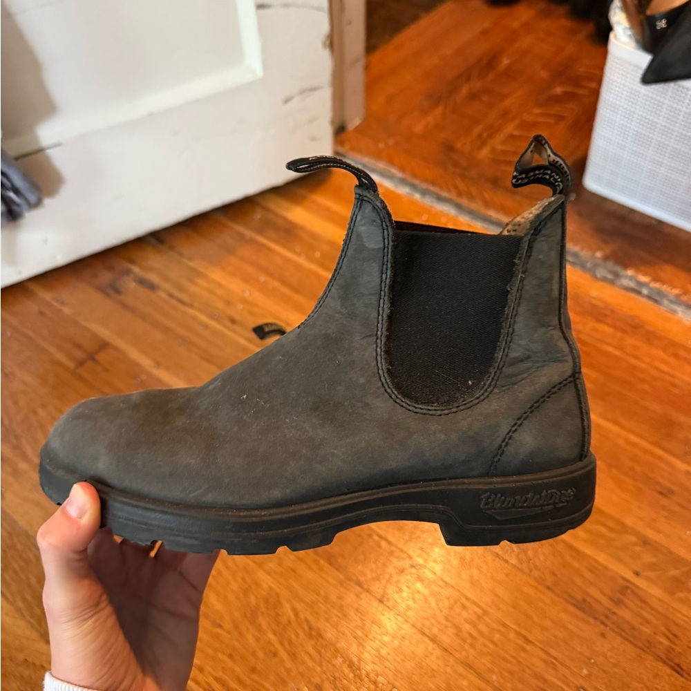 Blundstone Dark Gray Chelsea Boots